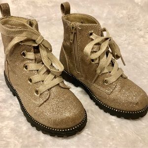 Toddler Size 9, Gold Boots